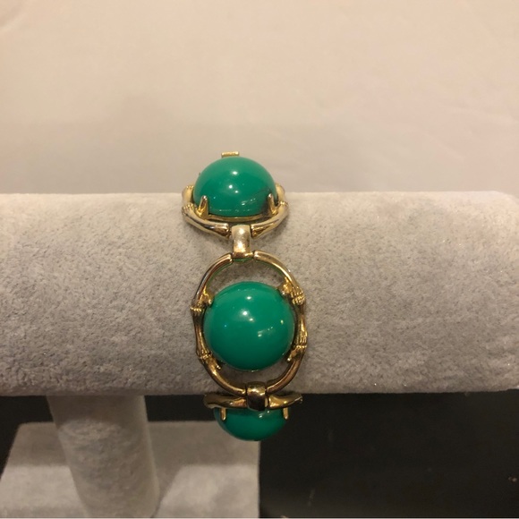 Stella Dot “Zinnia” Statement Bracelet, gold tone with green cabochons - Picture 7 of 15